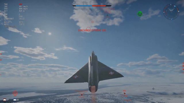 War Thunder | Random clip in the Milan смотреть онлайн