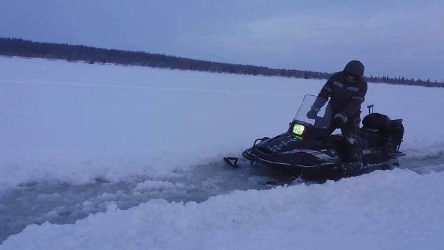 Ямаха ВИКИНГ 540 ПО НАЛЕДИ КАК ПО АСФАЛЬТУ. смотреть онлайн