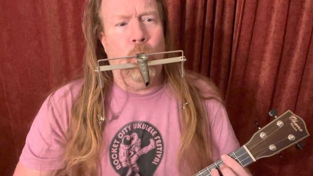 National Kazoo Day People Are Strange - The Doors kazoo and ukulele cover смотреть онлайн
