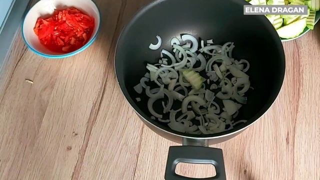 Диетическое блюдо из кабачков / Как вкусно и просто приготовить кабачки / Кабачки рецепт для вегано смотреть онлайн