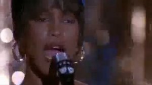 Сгорела звезда Уитни Хьюстон...