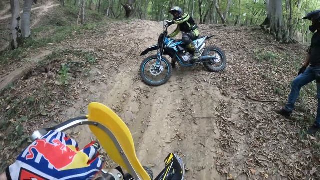 Прохват на МАКСИМАЛКАХ????#эндуро #enduro #endurolife #yamaha #rockot смотреть онлайн