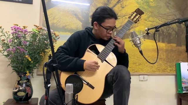Farewell - Sergio Assad played by HieuShade ( mic test ) смотреть онлайн