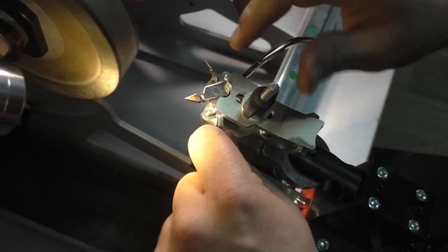 ADEMS GMT II - Как заработать 73500 рублей в месяц на заточке маникюрных кусачек. смотреть онлайн