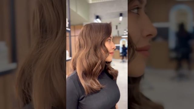 Создаю самые трендовые укладки ??? Подпишись ?????? #кондиционер #волосы #лето2023 #стилист смотреть онлайн