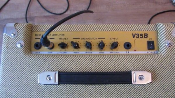 Belcat V35B 35 Watt bass Amp from Gear4Music