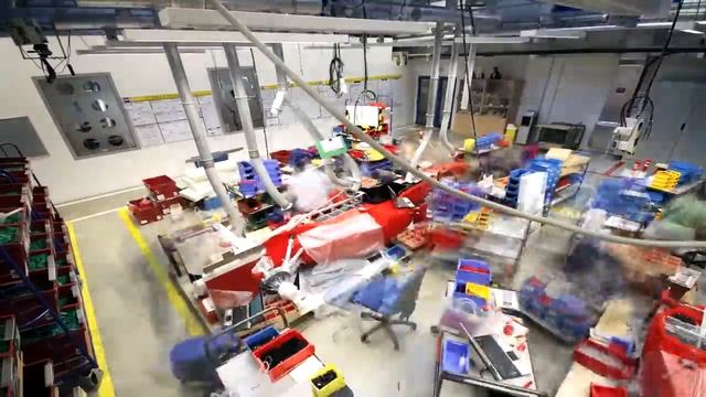 Full size LEGO® model Ferrari Formula One car made out of LEGO bricks смотреть онлайн