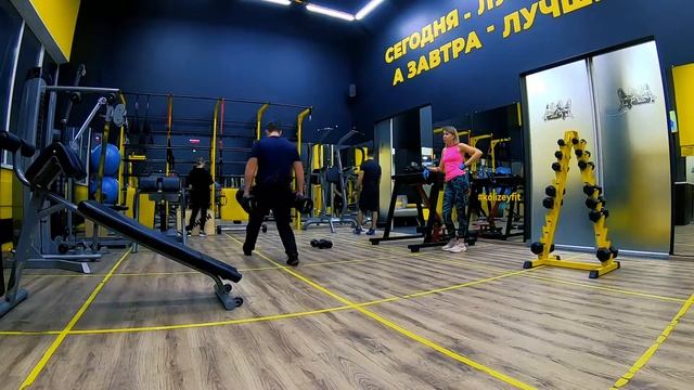 Тренировки в зале #спорт #тренировки #Красноярск #Колизей смотреть онлайн