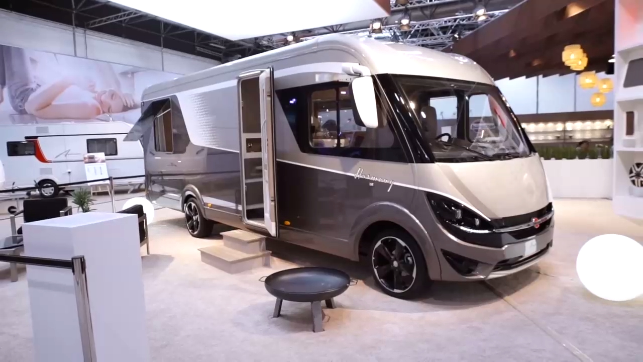 Автодом Buerstner Harmony. Новинка. Обзор прототипа на выставке. смотреть онлайн