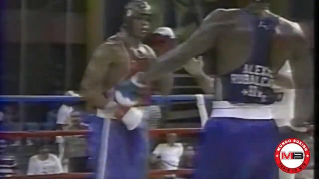 HEAVYWEIGHT смотреть онлайн