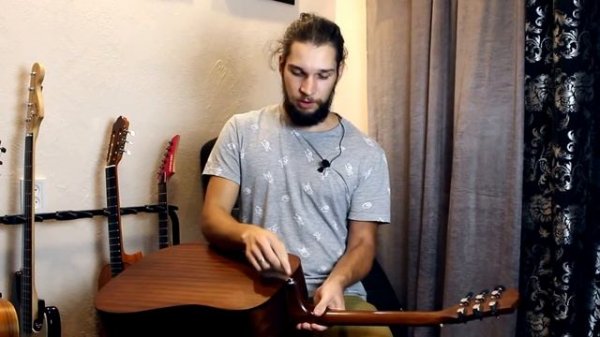 Обзор гитары Dowina Rustica D... И замена на ней колков! Часть 1