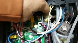 Polaris PACM2041SW протекает.