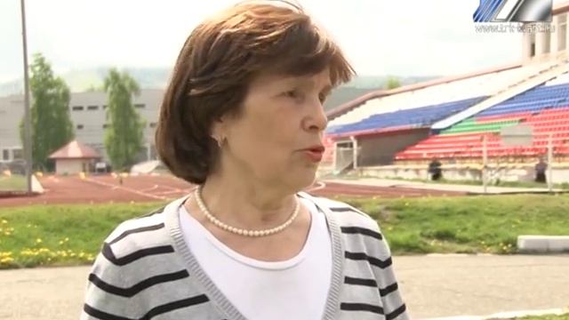 Традиционная зарядка для людей преклонного возраста смотреть онлайн