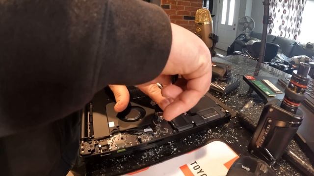2022 RAZER BLADE PRO 17 i9 RTX 3080ti смотреть онлайн