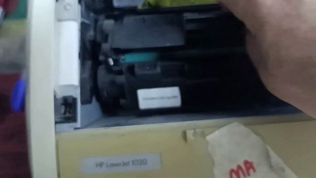HP LaserJet 1018, 1020 Fuser Damage الورقة تخرج مشوهة بسبب الفيوزر смотреть онлайн