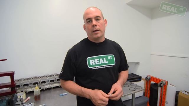 Spark plug gap for boost - Jay's Tech Tips #14 смотреть онлайн