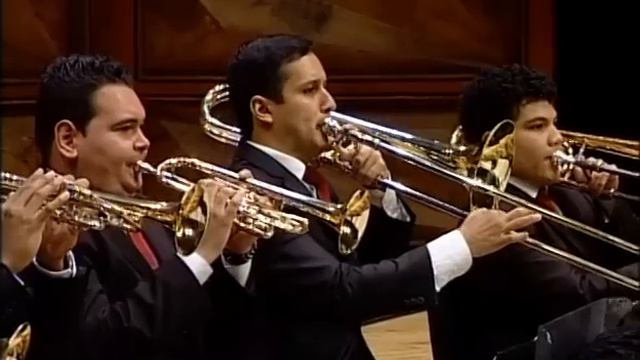 Sibelius: "Finlandia" Symphonic Poem · César Iván Lara · Orquesta Sinfónica Juvenil de Caracas смотреть онлайн