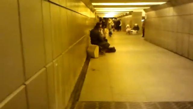 Музыка в переходе смотреть онлайн