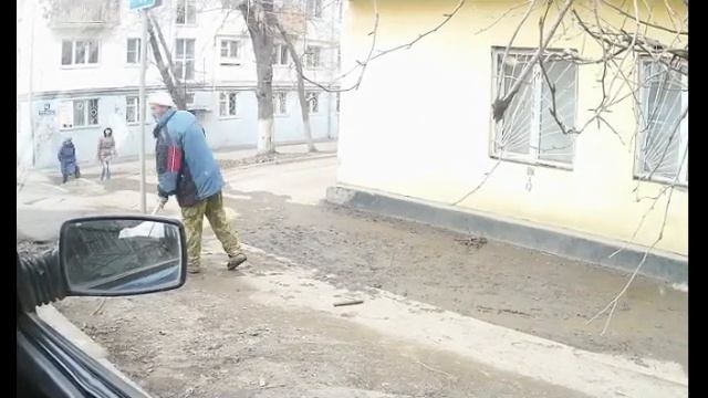 Уборка грязи смотреть онлайн