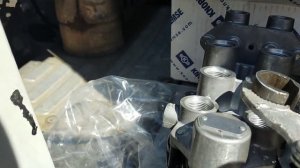 Меняем четырех контурный кран под кабиной на  Рено-Магнум.Не режим трубки.Есть Тонкости.