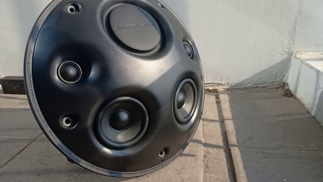 HARMAN/KARDON ONYX 4 BASS TEST!!! смотреть онлайн