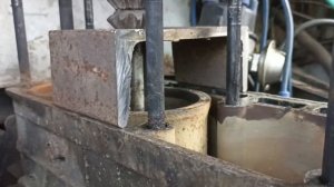 Снятие гильз двигателя ЗМЗ-402.