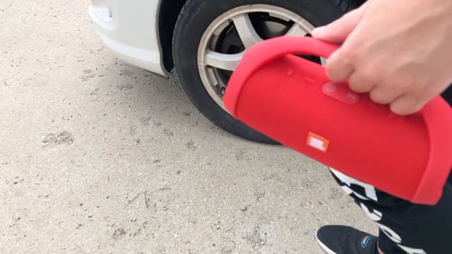 ПОДДЕЛКА JBL BOOMBOX ПРЕВРАТИЛАСЬ В... смотреть онлайн