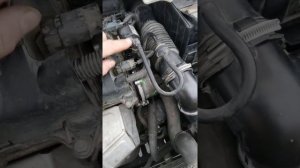 Пропали тормоза.Пежо 308 Педаль не проваливается. Причина вакумный насос.