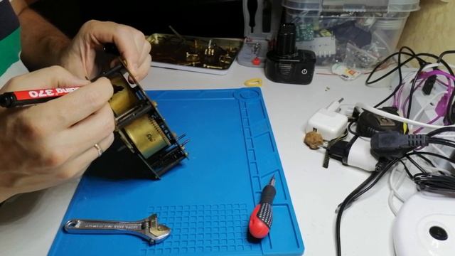 Часы Янтарь с боем. Разбор механизма для чистки1
