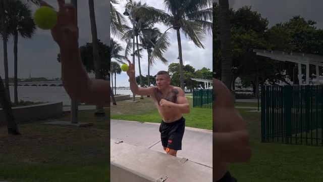 How to Improve and Increase Your Speed and Reflex with The Tennis Ball in Boxing смотреть онлайн