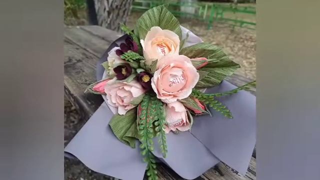 Букет роз с Рафаэлло смотреть онлайн