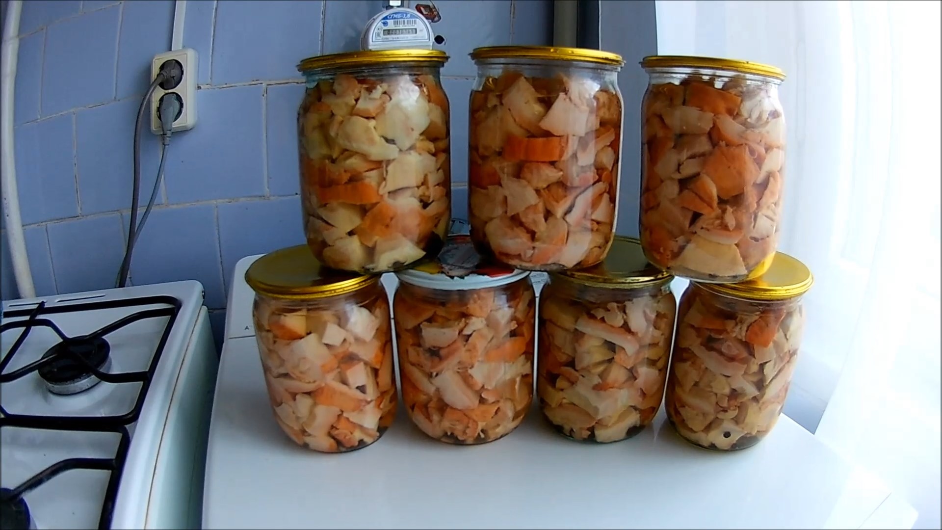 Как замариновать в автоклаве трутовик серно-желтый (Будни охотника и рыбака) смотреть онлайн