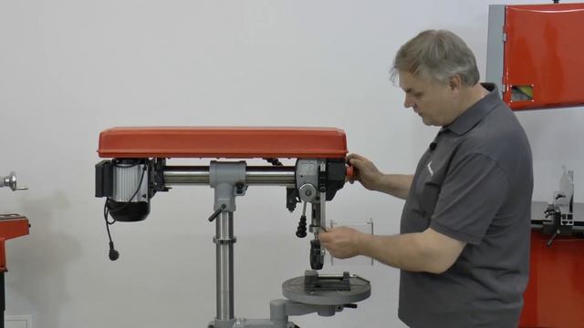 Сверлильный станок RDP 86016B смотреть онлайн
