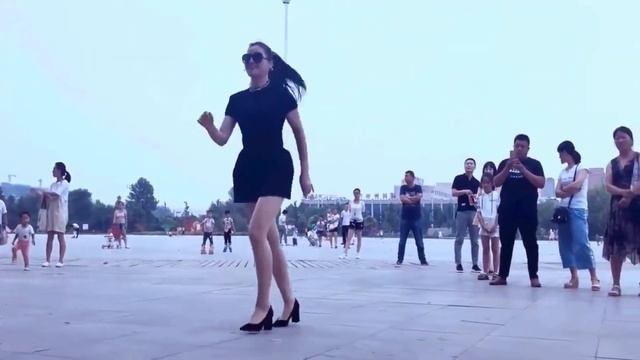 Королева. Елена Ваенга. Erotic thriller for politicians! смотреть онлайн