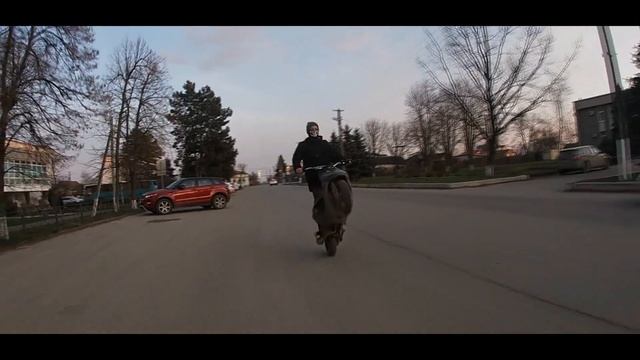 Стант на летс 2 , FZM STUNT