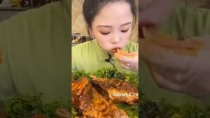 Китайцы едят на камеру / Асмр еда...