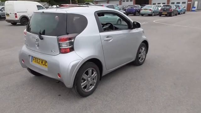 Toyota IQ 1.0 VVT-i 2 3dr U12715 смотреть онлайн