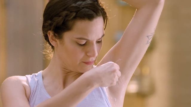 Frequently Asked Questions on How to Shave with Gillette Venus смотреть онлайн