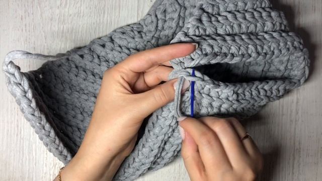 СУМКА ИЗ ТРИКОТАЖНОЙ ПРЯЖИ смотреть онлайн