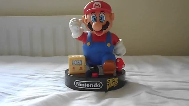 Nintendo Super Mario Alarm Clock смотреть онлайн