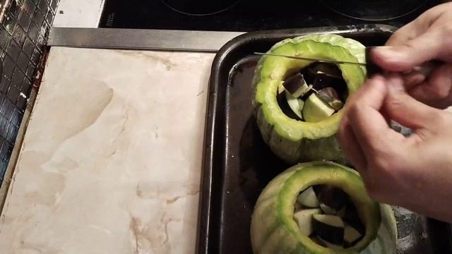Тыква фаршированные с мясом и баклажаны... смотреть онлайн