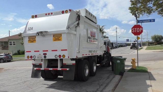 UWS's Heil Python with Amrep Grabbers Doin' Trash! смотреть онлайн