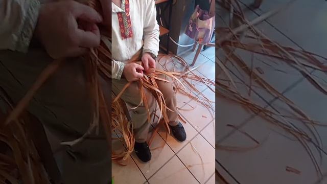 плетём лапти в кофейне эгоист проводим соревнование с призами приходите ! смотреть онлайн