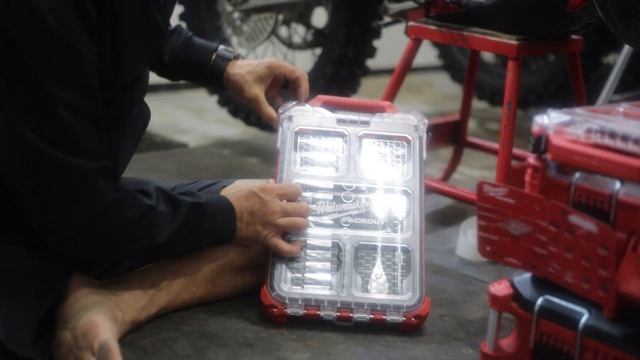 Milwalkee Packout Dirtbike Tool Box | Custom Milwaukee Packout Motobox смотреть онлайн