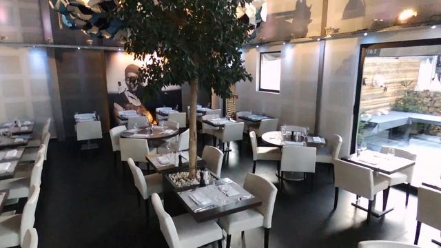 Chez M vue de l'intérieur avec un drône смотреть онлайн