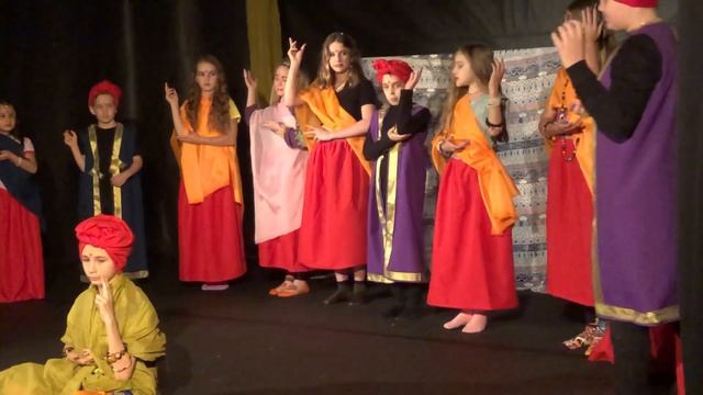 STANISLAVSKY studio – Hamlet • Bollywood – 19 ноября 2022 года (2) смотреть онлайн