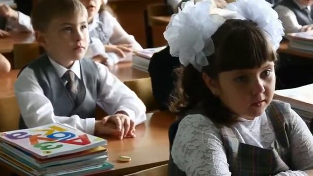 Минус песни Школа, школа двери распахни смотреть онлайн