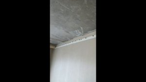 Монтаж натяжного потолка на пластиковые панели