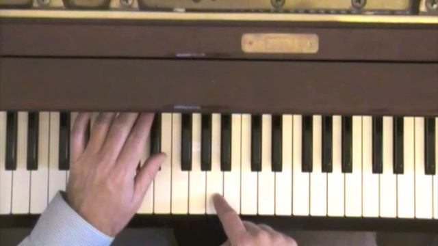 Beatles - 'Because' INTRO piano tutorial смотреть онлайн