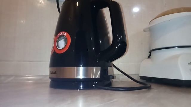 Электрический чайник Tefal KO150F30, обзор-распаковка. смотреть онлайн